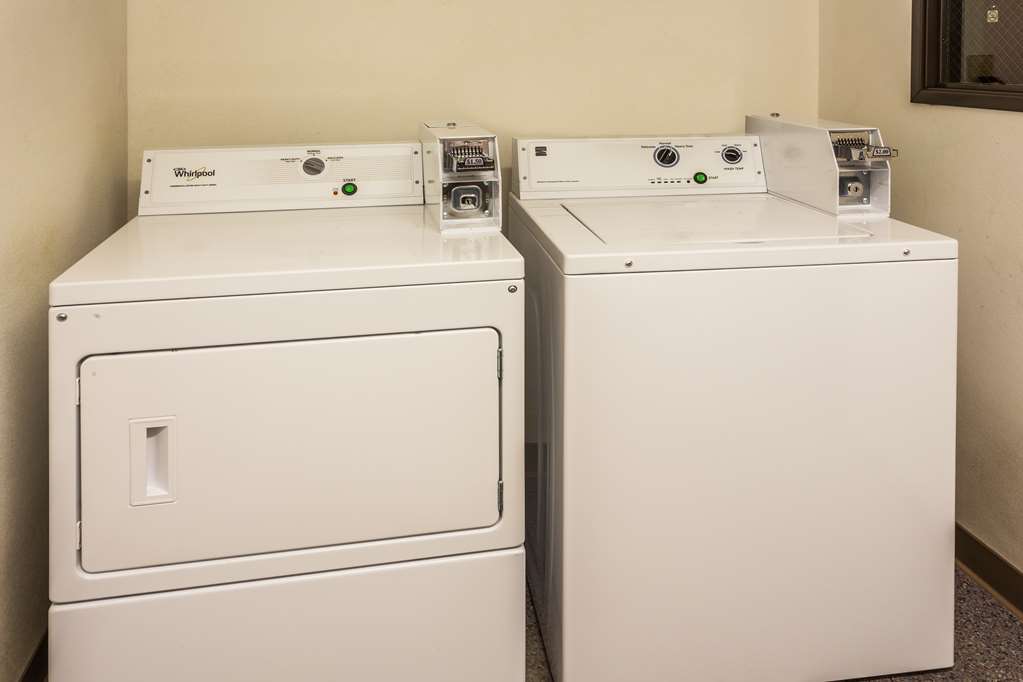 Super 8 By Wyndham Gresham/Portland Area Or Hotel Facilities photo
